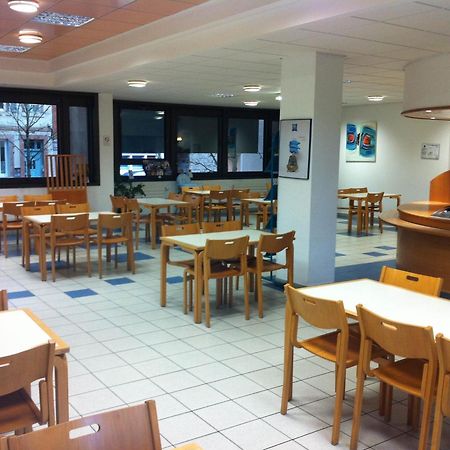 Kyriad Direct Montauban Centre Экстерьер фото