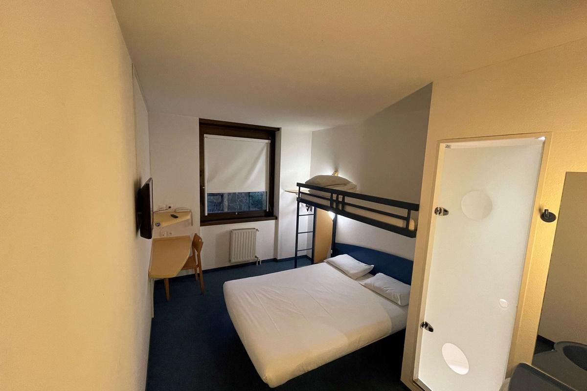 Kyriad Direct Montauban Centre Экстерьер фото