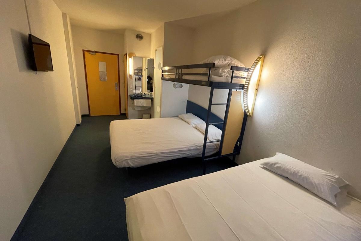 Kyriad Direct Montauban Centre Экстерьер фото