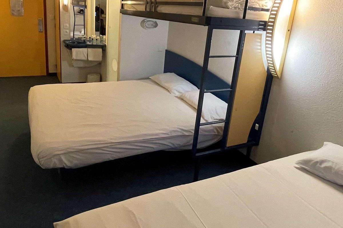 Kyriad Direct Montauban Centre Экстерьер фото