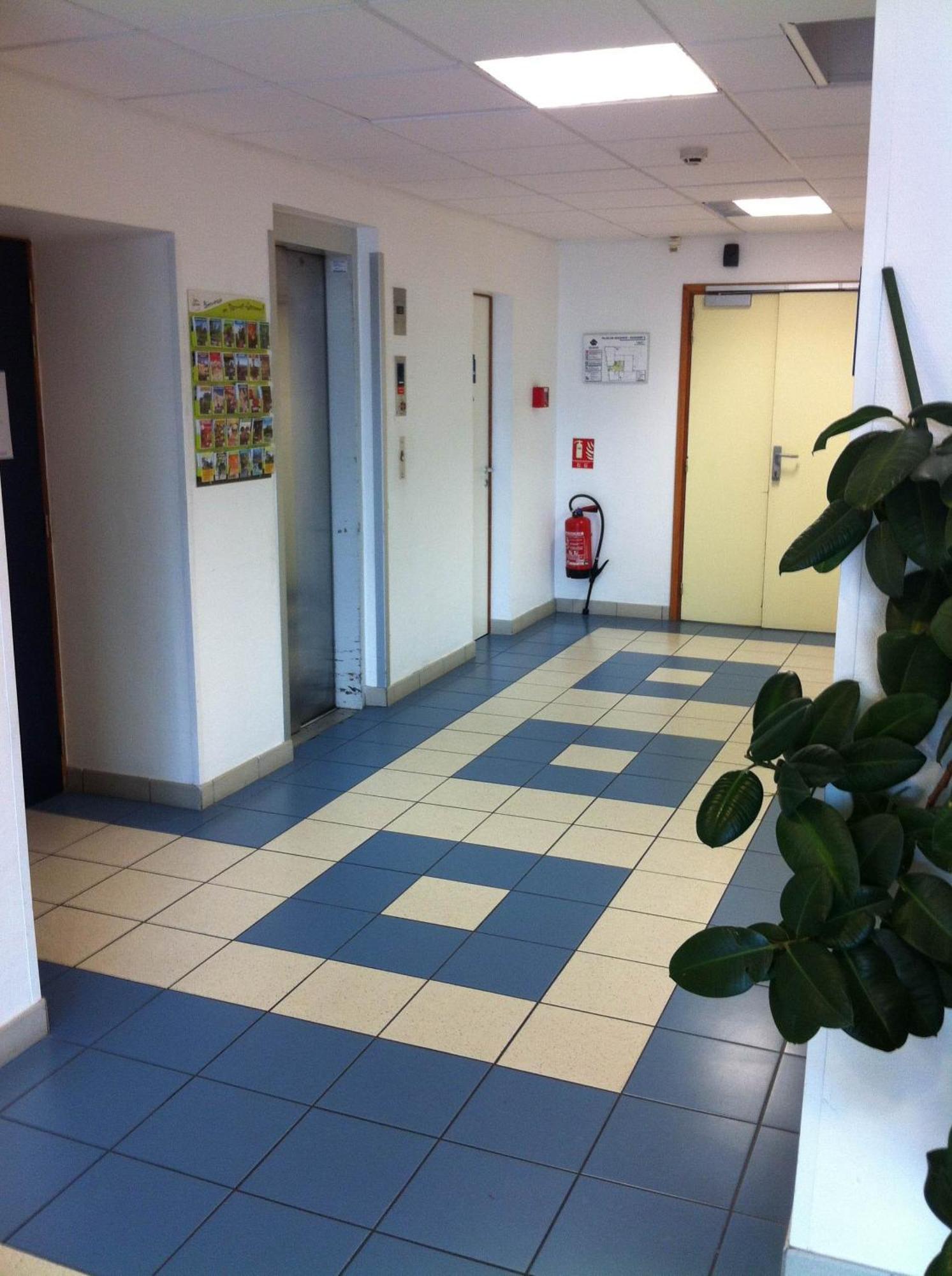 Kyriad Direct Montauban Centre Экстерьер фото