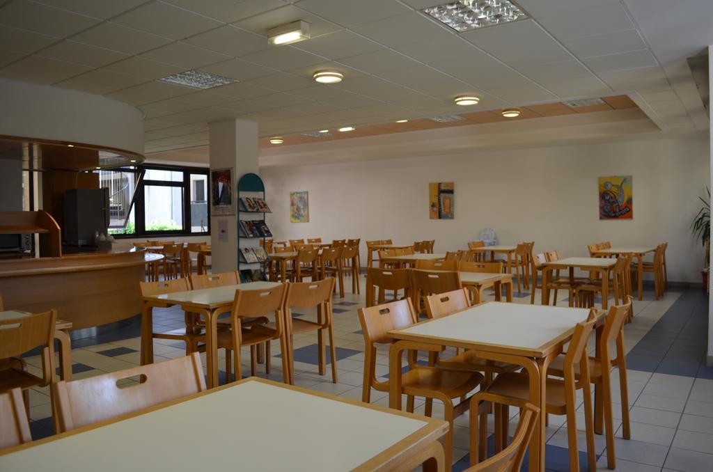Kyriad Direct Montauban Centre Экстерьер фото