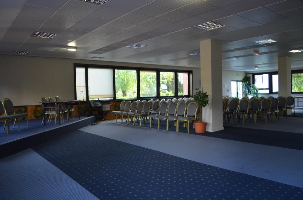 Kyriad Direct Montauban Centre Экстерьер фото